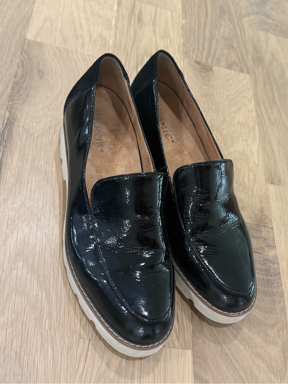 Vionic Black Patent Slip-On Loafers Size 7